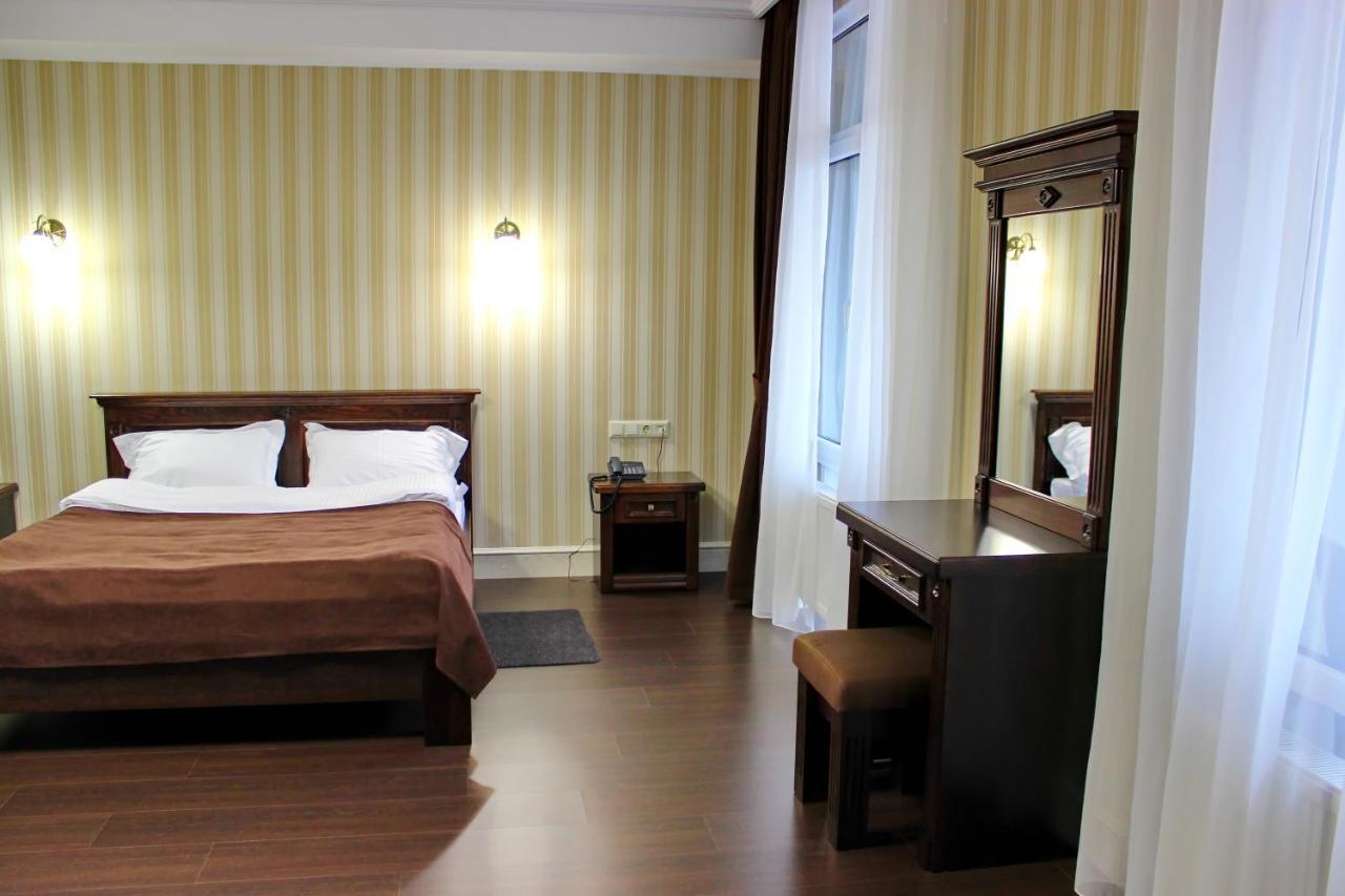 Georg Park Hotel Tarashany Ngoại thất bức ảnh