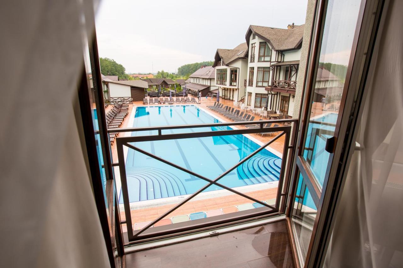 Georg Park Hotel Tarashany Ngoại thất bức ảnh