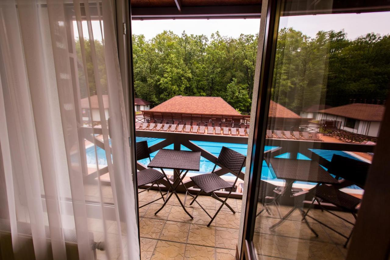 Georg Park Hotel Tarashany Ngoại thất bức ảnh