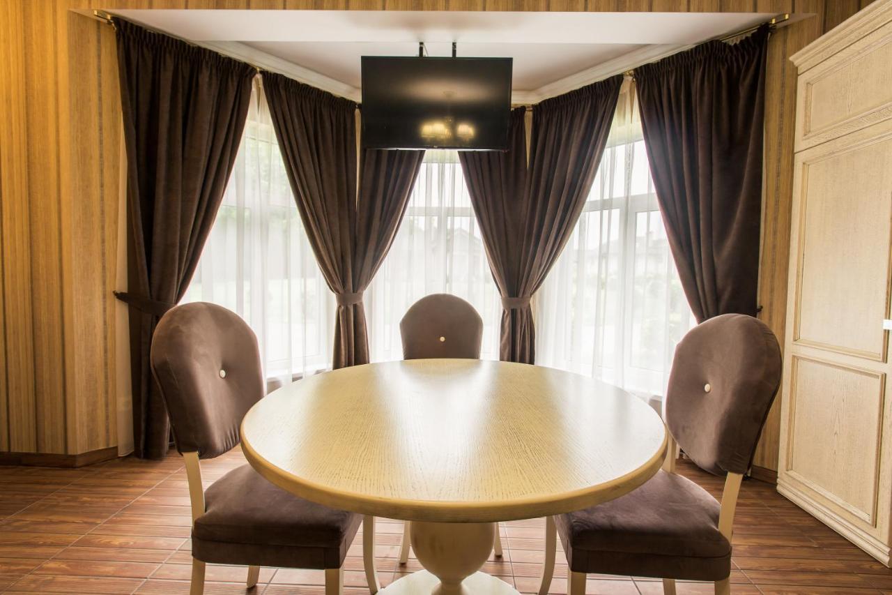 Georg Park Hotel Tarashany Ngoại thất bức ảnh