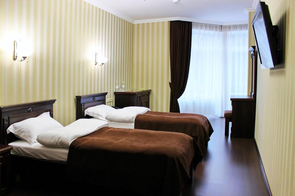 Georg Park Hotel Tarashany Ngoại thất bức ảnh
